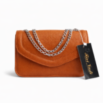 Bolsa Envelope Birô Caramelo com Alça de Corrente