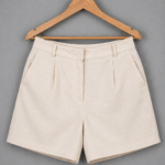 Short Feminino Linho Hering Alfaiataria Bege